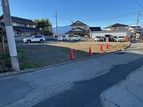 山梨県甲府市下曽根町