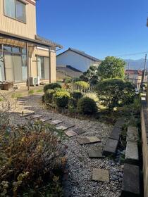 石川県加賀市冨塚町瓶焼