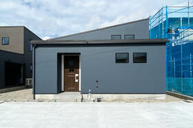 富山県射水市本開発