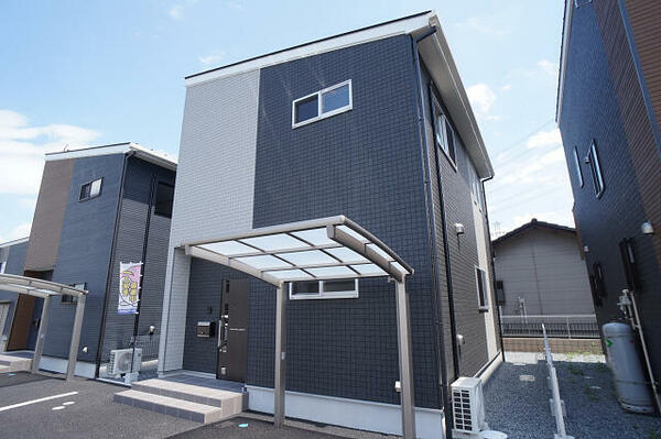 detached 埼玉県桶川市坂田西１丁目

地図を見る