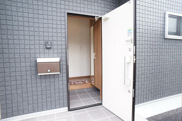 detached 埼玉県桶川市坂田西１丁目

地図を見る