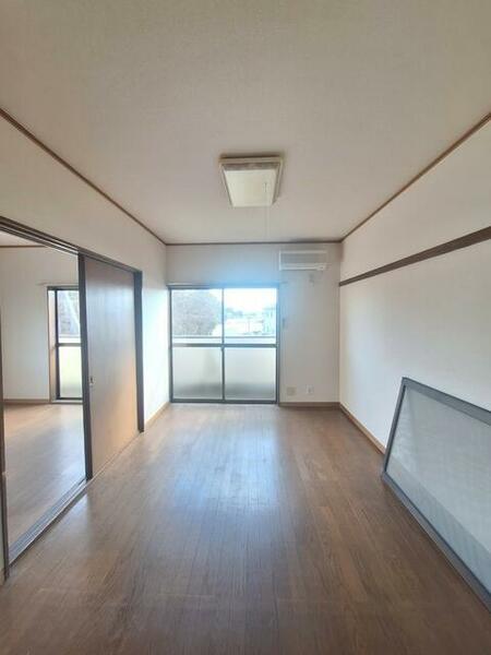 apartment 茨城県結城郡八千代町大字菅谷１２７３－２