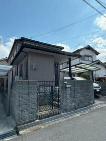 兵庫県三木市志染町中自由が丘１丁目