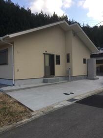 京都府京都市右京区京北周山町河端