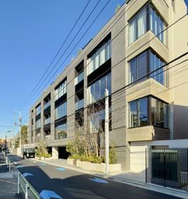 グランドメゾン元麻布ＰＥＮＴＨＯＵＳＥ