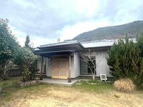 香川県坂出市青海町