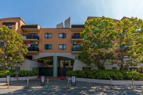 神奈川県平塚市高根１丁目