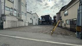 石川県金沢市長土塀２丁目