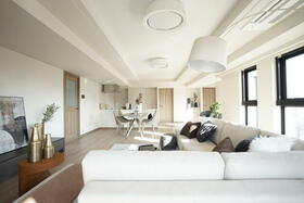 兵庫県西宮市南越木岩町