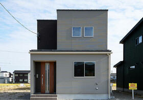 富山県高岡市羽広１丁目