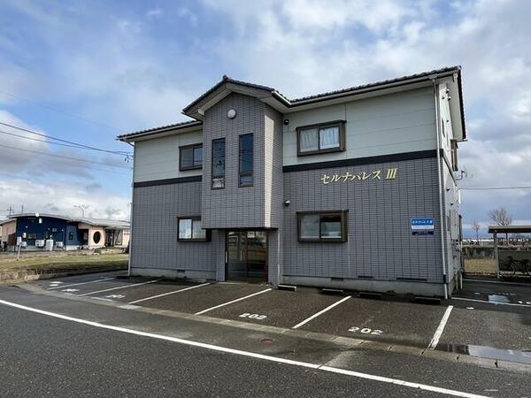 apartment 山形県東田川郡庄内町余目字月屋敷
地図を見る