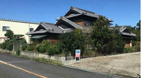 三重県津市稲葉町