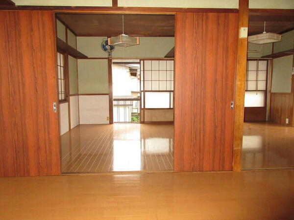 townhouse 山形県上山市金生１丁目

地図を見る