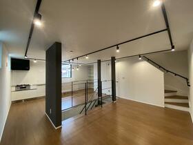 福岡県春日市紅葉ヶ丘西３丁目