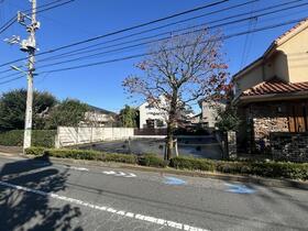 東京都世田谷区粕谷３丁目