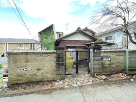 東京都八王子市館町