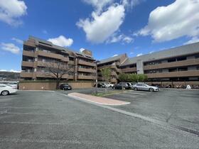 ラヴィーコート　メゾネットタイプ４〜５階