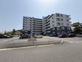 エンブルヒルズ駿河台