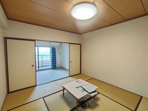 フラワーパレス白子 中古マンション 写真3