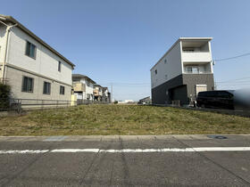 愛知県稲沢市陸田栗林１丁目