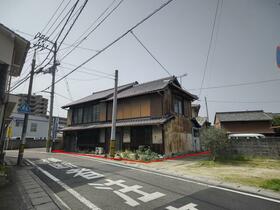 香川県丸亀市中府町２丁目