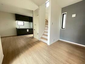 東京都大田区東蒲田２丁目