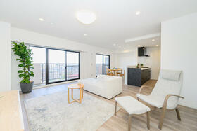 ニューヒルハウス