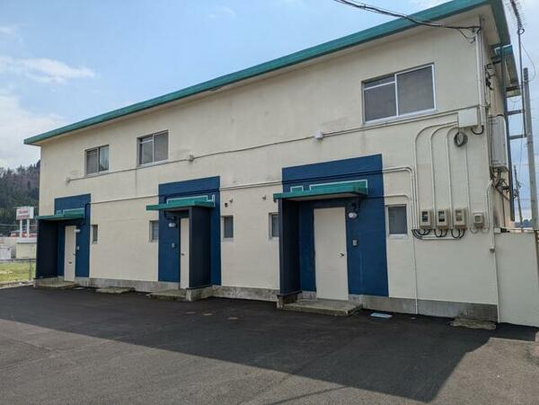 apartment 秋田県仙北市角館町岩瀬下タ野１３８番地８