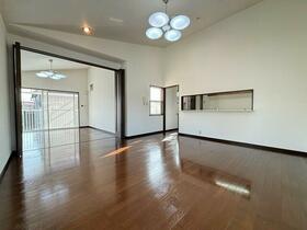detached 石川県白山市成町