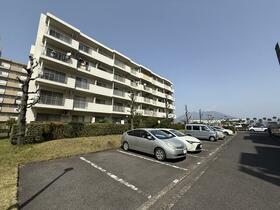 鴨池ニュータウンサンハイツ第三１４号棟