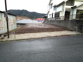 京都府亀岡市宮前町猪倉町ケ谷