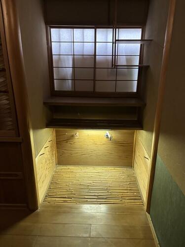 Image 60