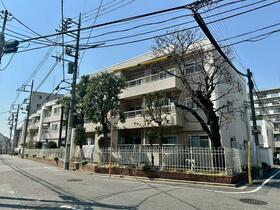 東京都世田谷区下馬２丁目