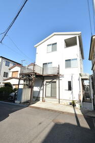 埼玉県八潮市中央３丁目