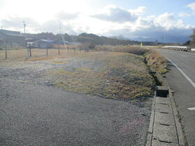 三重県四日市市北小松町