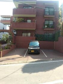 福岡県福岡市中央区桜坂２丁目