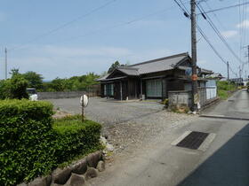 三重県亀山市川崎町