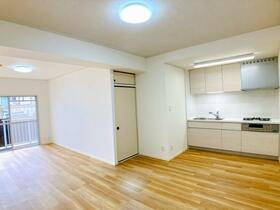 サンコーポ大岩　１１０