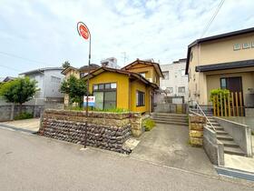 石川県金沢市小立野３丁目