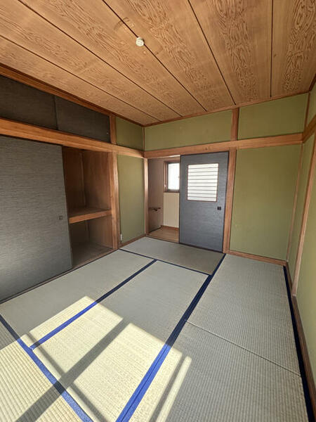 detached 東京都東大和市高木３丁目

地図を見る