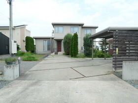 青森県弘前市大字新里字東里見