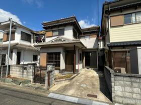 奈良県大和郡山市小泉町