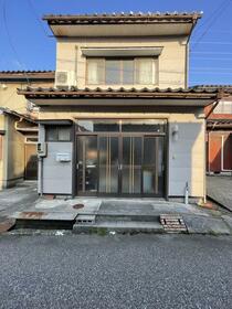 富山県高岡市井口本江