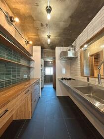 埼玉県坂戸市関間３丁目