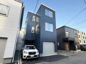 北海道札幌市南区真駒内東町１丁目