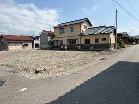 石川県小松市南浅井町