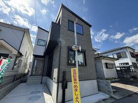 埼玉県三郷市小谷堀