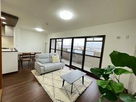 グラン・コート印場駅前通り 302