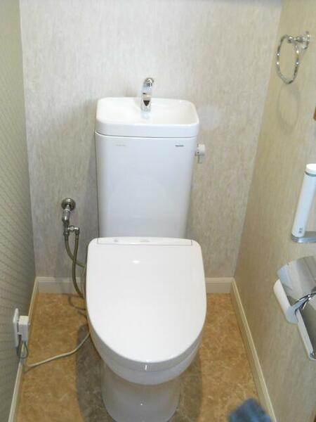 detached 東京都台東区根岸５丁目

地図を見る