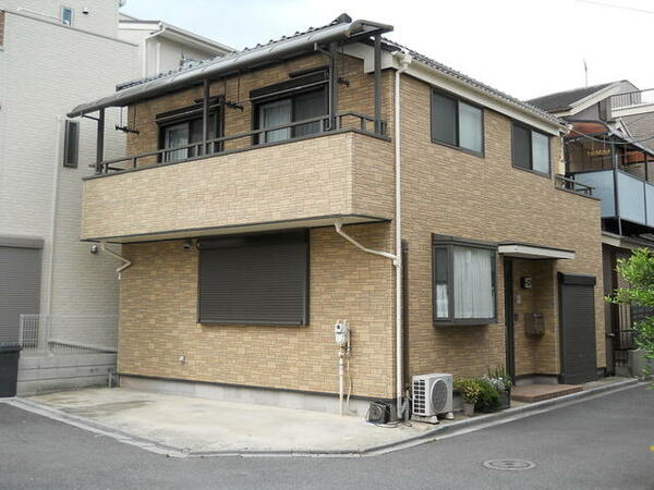 detached 東京都台東区根岸５丁目

地図を見る